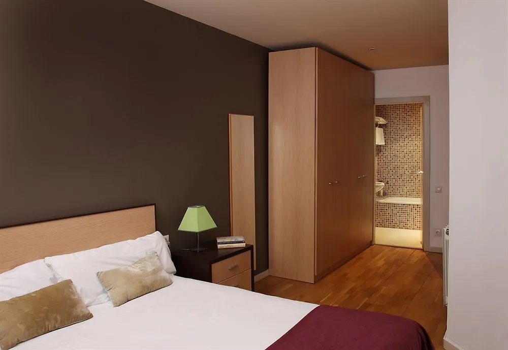 Mh Apartments Ramblas Barcelona