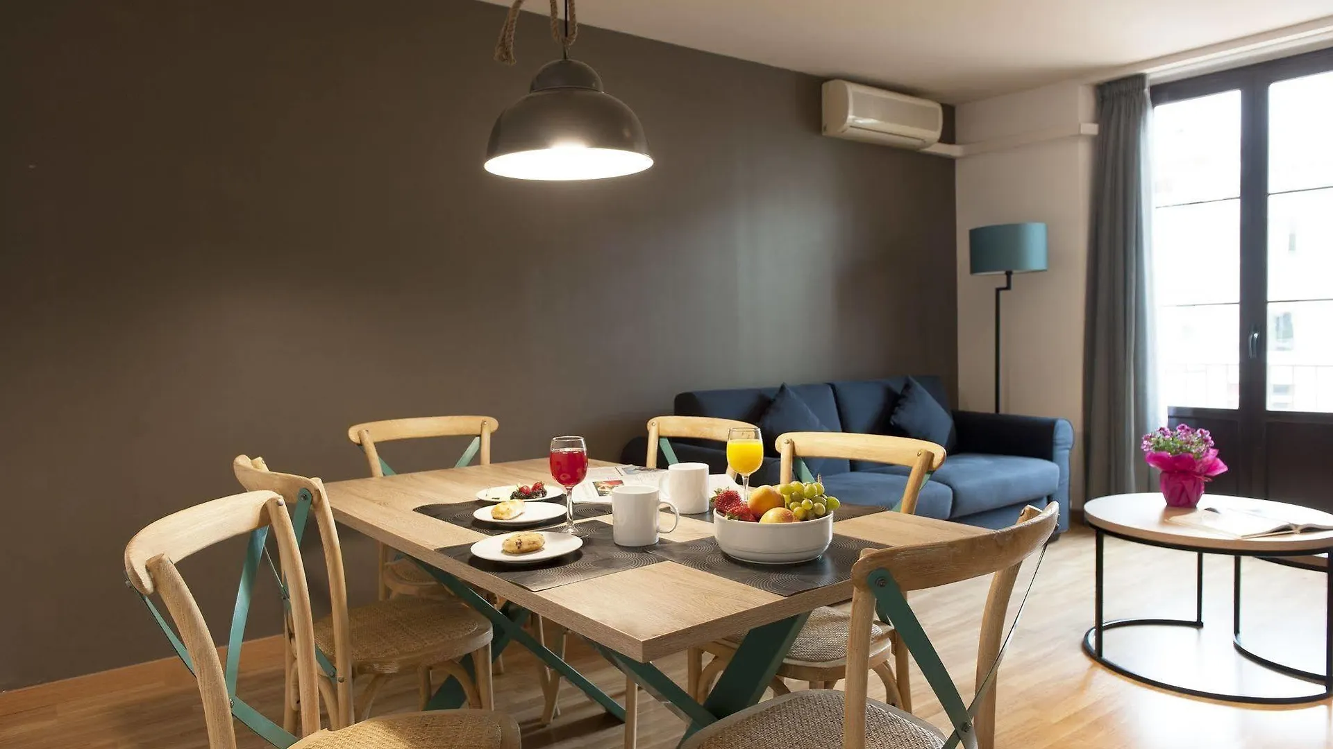 Mh Apartments Ramblas Barcelona 0*,