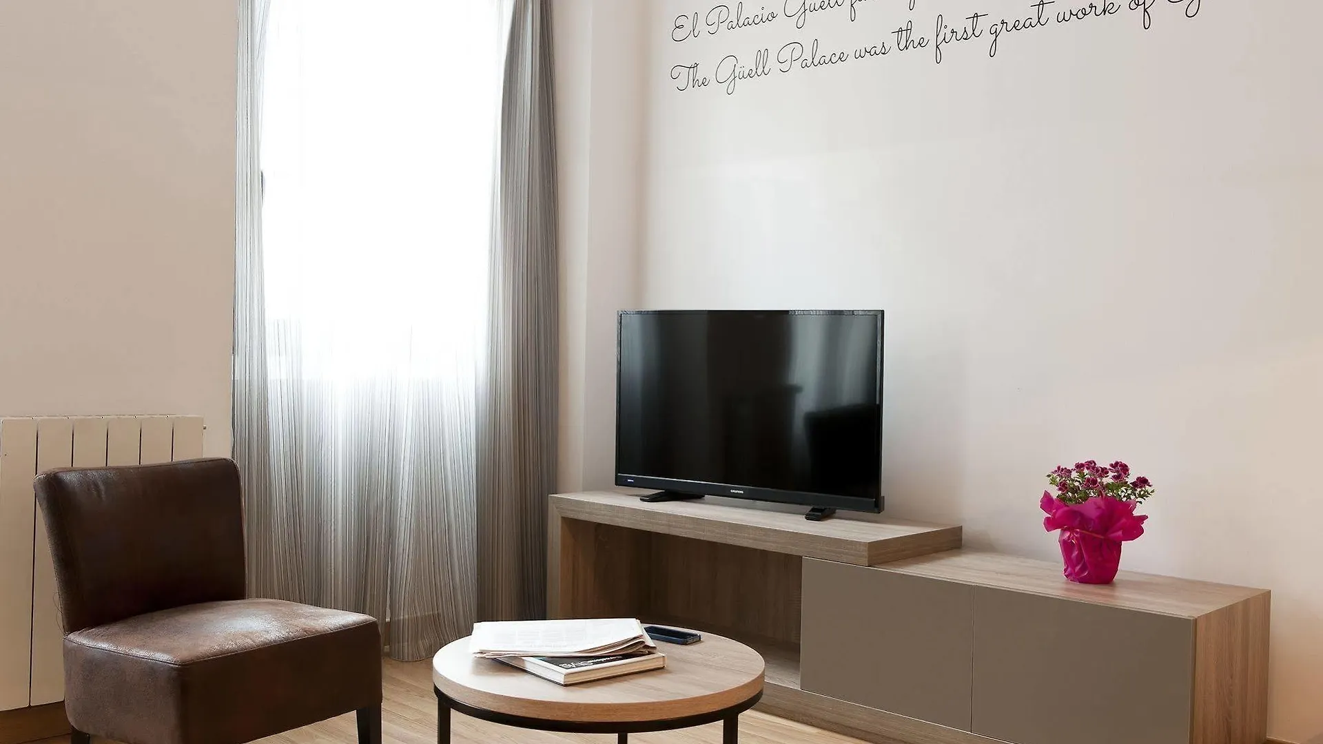 Mh Apartments Ramblas Barcelona