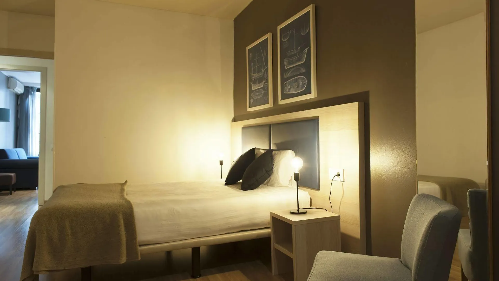 Mh Apartments Ramblas Barcelona 0*,  Spain