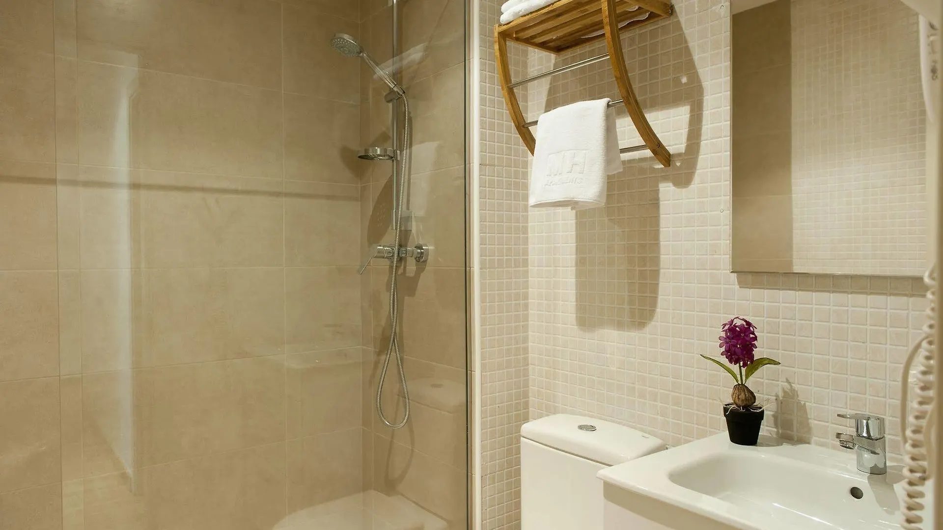 Mh Apartments Ramblas Barcelona Spain