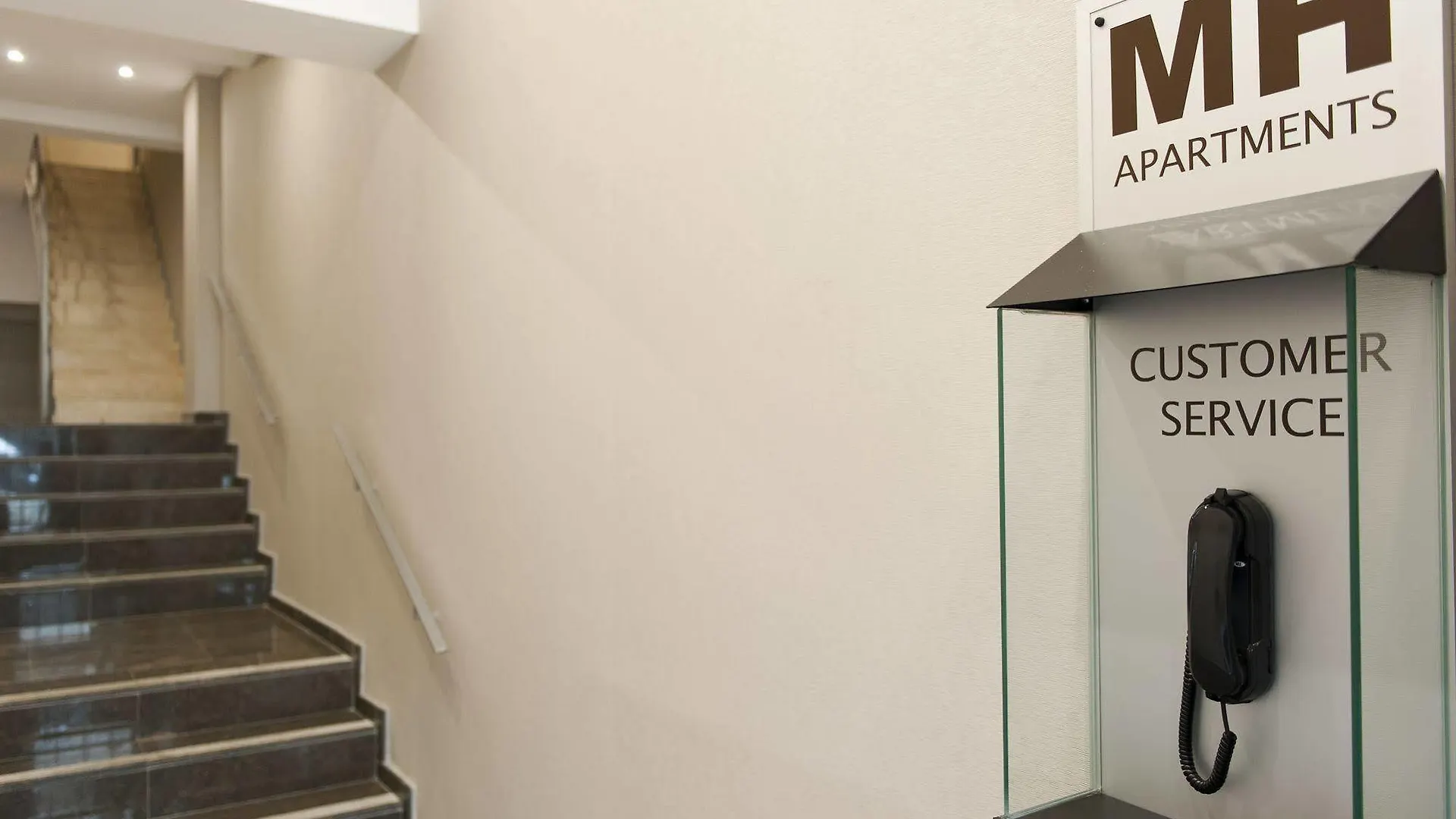 Mh Apartments Ramblas Barcelona